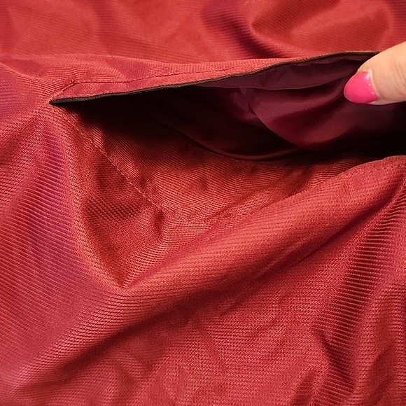 PGA Tour Red Jacket with Full-Zip and Fitted Cuffs - Picture 12 of 15